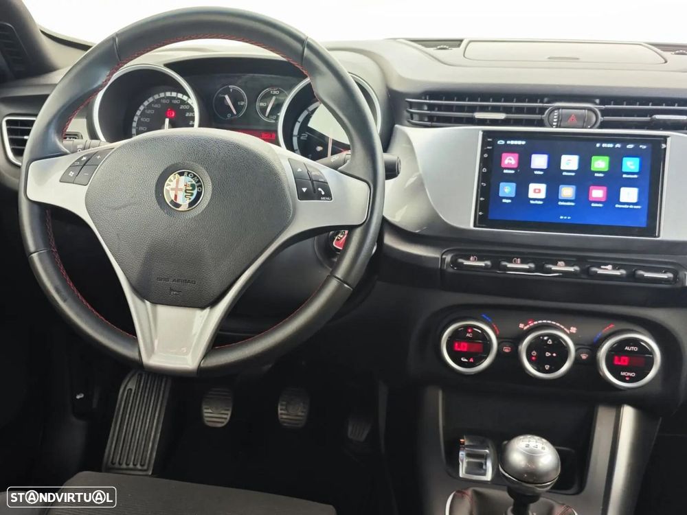 Alfa Romeo Giulietta - 6