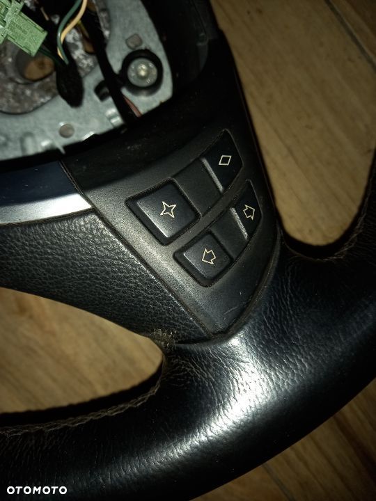 Kierownica Multifunkcyjna BMW X5 E70 X6 E71 - 2