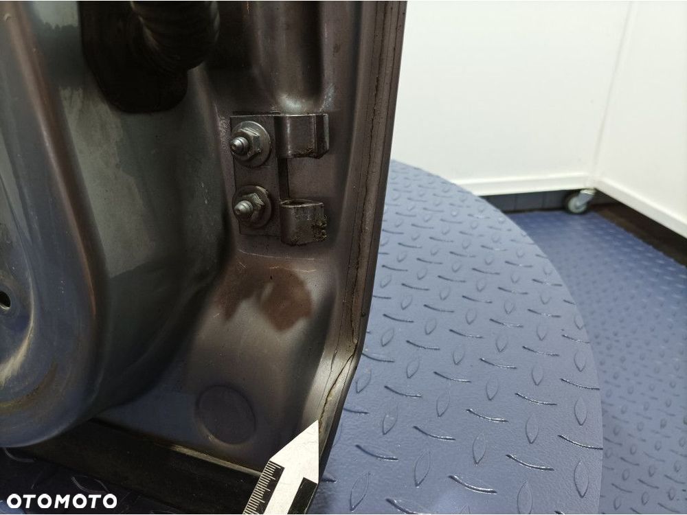 BMW X3 E83 DRZWI PRZÓD PRZEDNIE LEWE A08 - 11