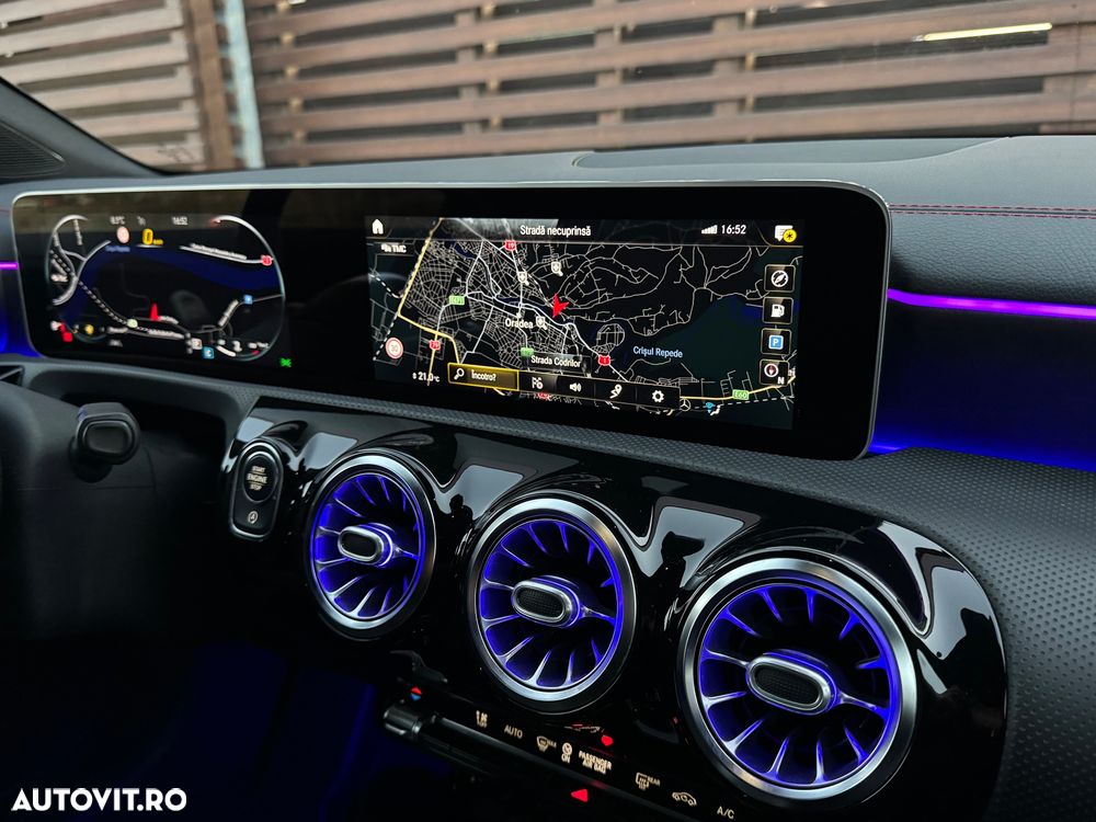 Mercedes-Benz CLA - 39