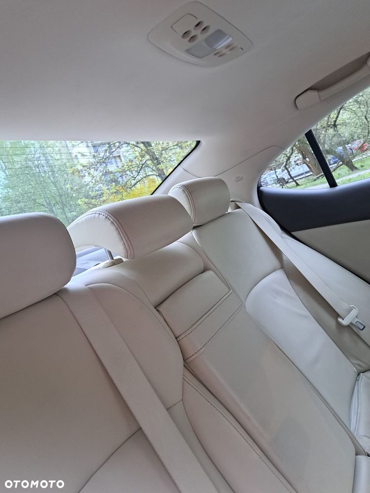 Lexus IS 250 Elegance - 16