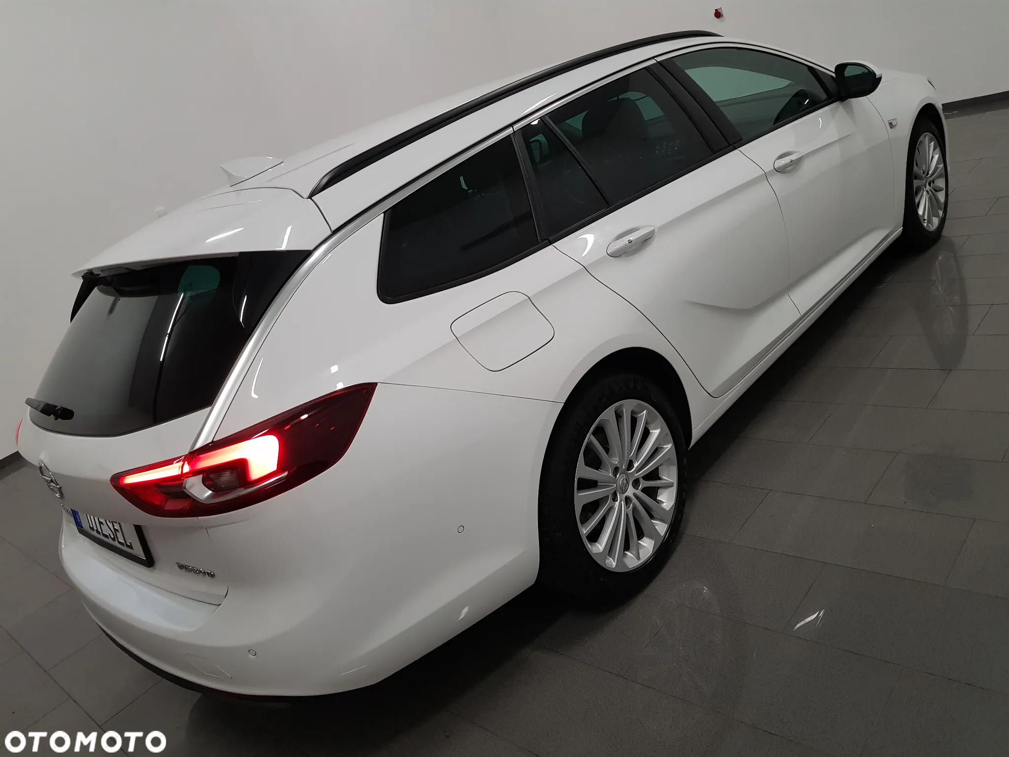 Opel Insignia Sports Tourer 2.0 Diesel Exclusive - 5