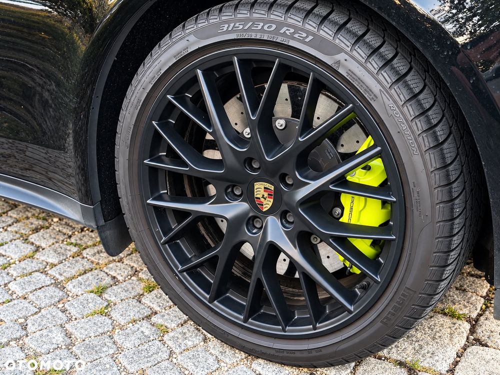 Porsche Panamera Turbo S E-Hybrid - 16