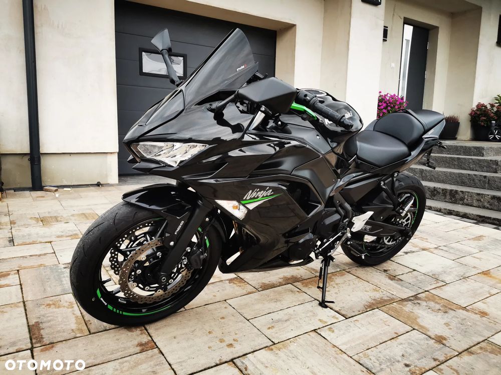 Kawasaki Ninja - 4