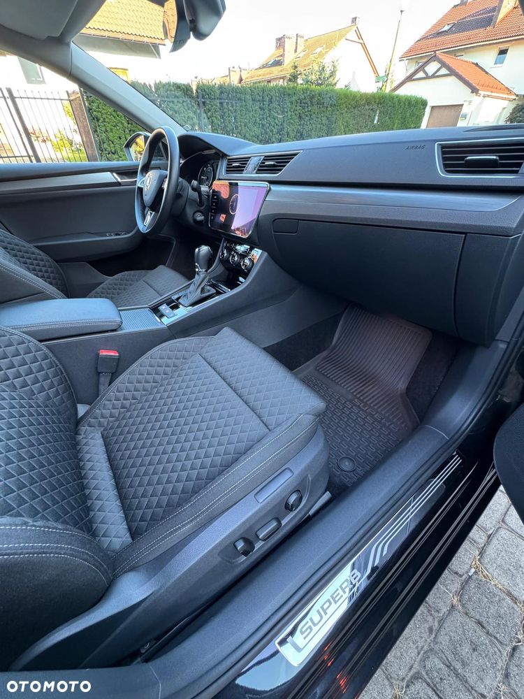 Skoda Superb 2.0 TDI Style DSG7 - 17