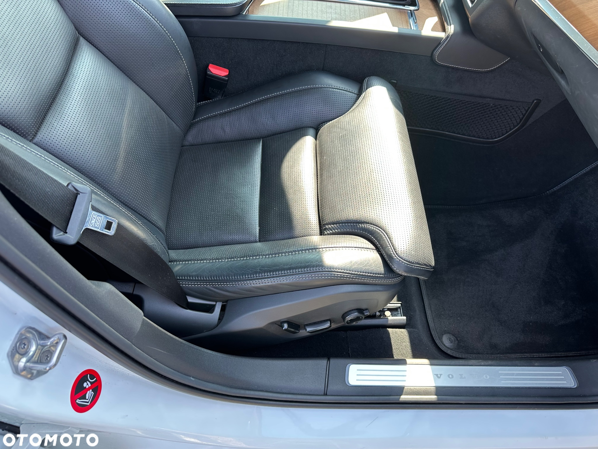 Volvo S90 D4 AWD Inscription - 22