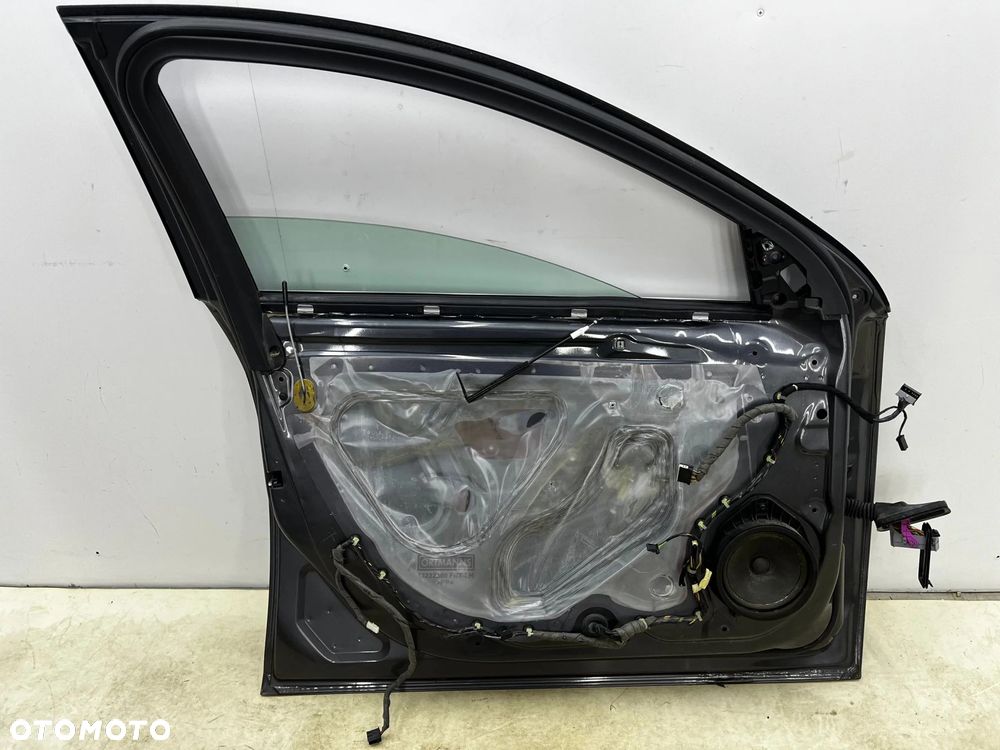 Drzwi Opel Insignia A I 08-17r. lewe przednie lewy przód Z177 - 11