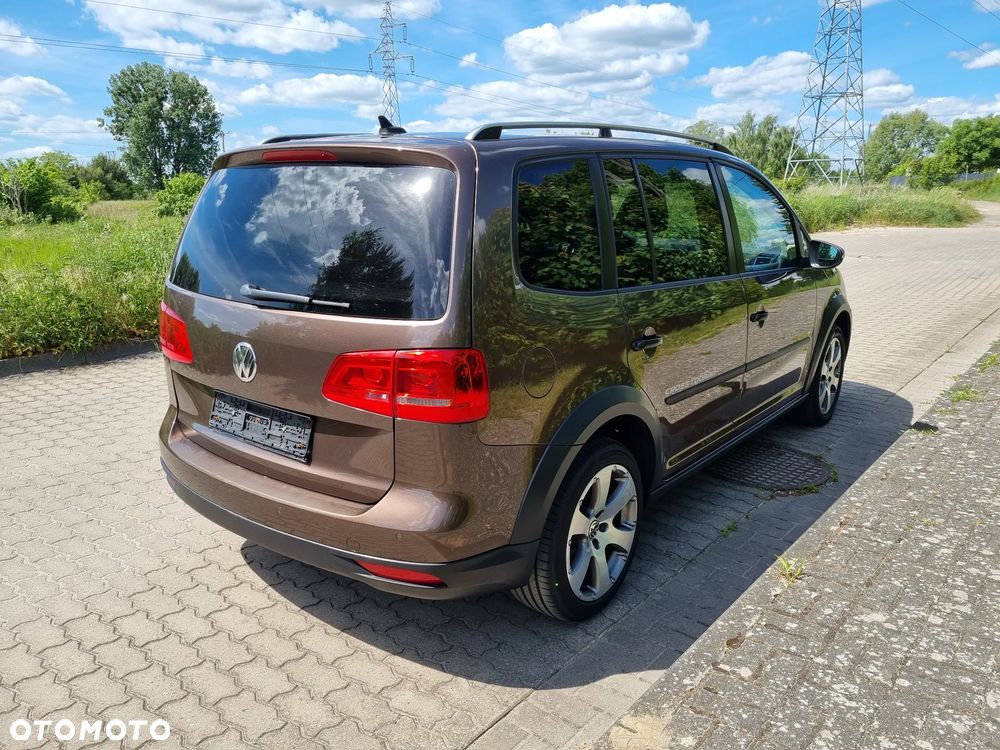Volkswagen Touran 2.0 TDI DPF Cross - 4