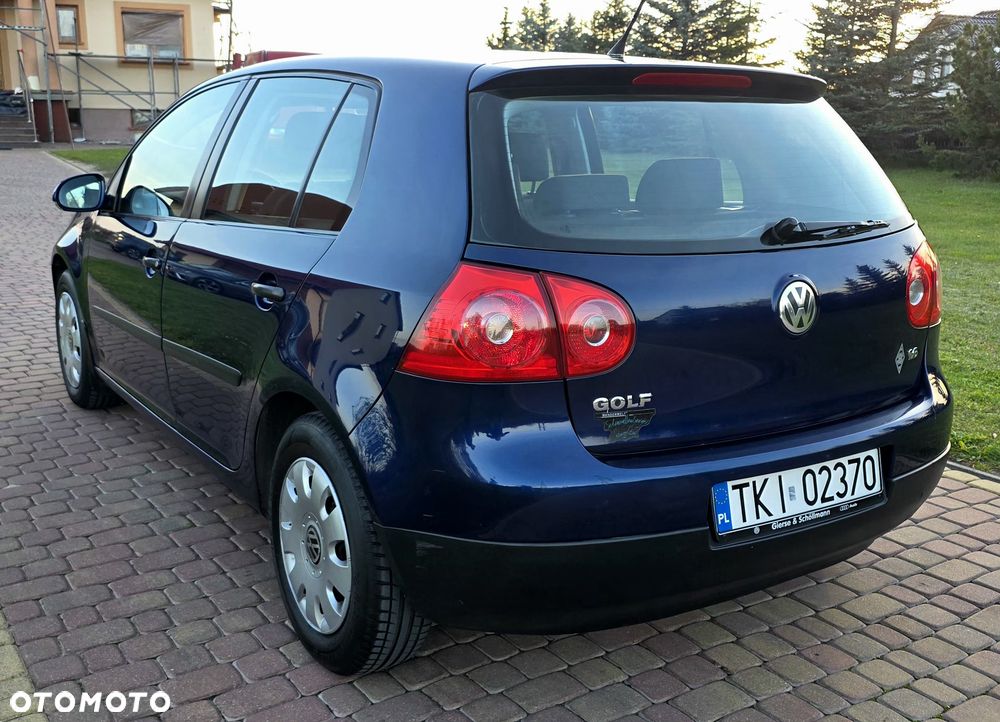 Volkswagen Golf - 6