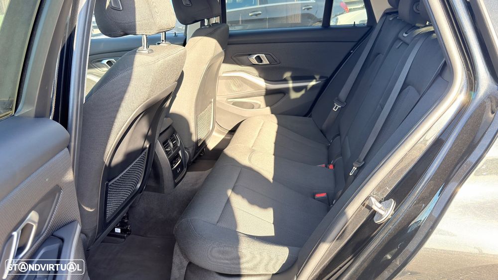 BMW 330 e Corporate Edition Auto - 11