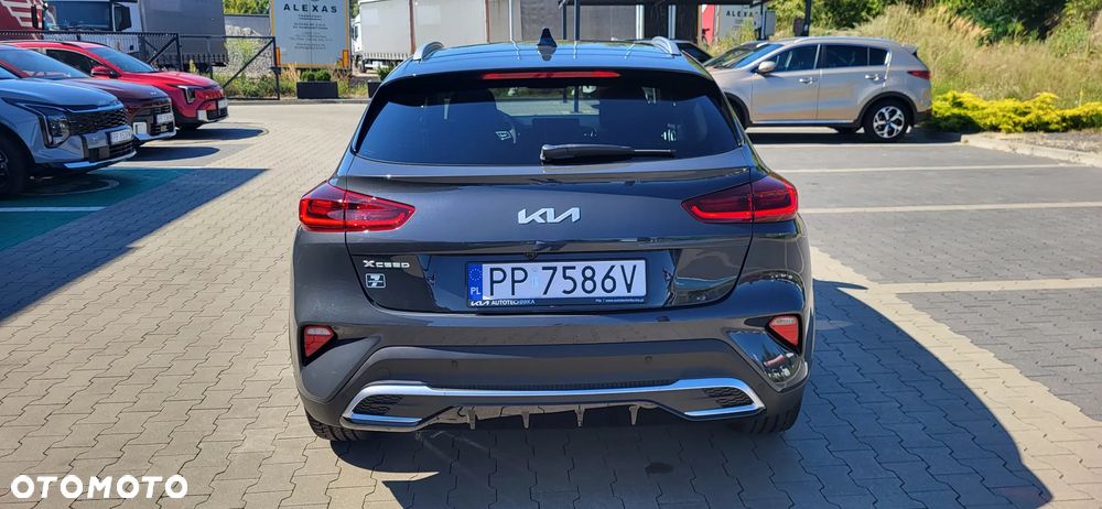 Kia XCeed 1.6 T-GDI Business Line DCT - 4