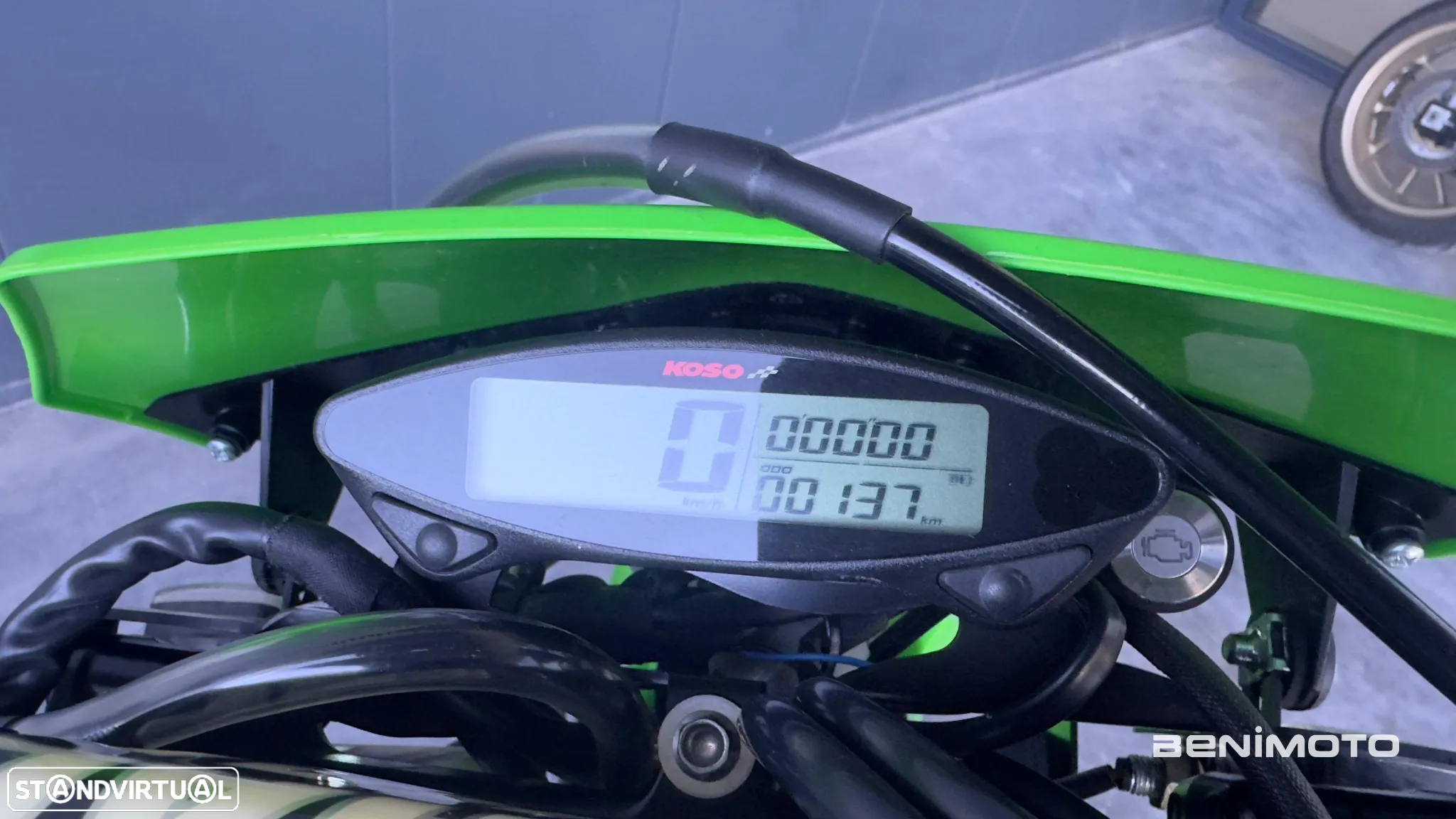 Kawasaki KX 250 X - 9