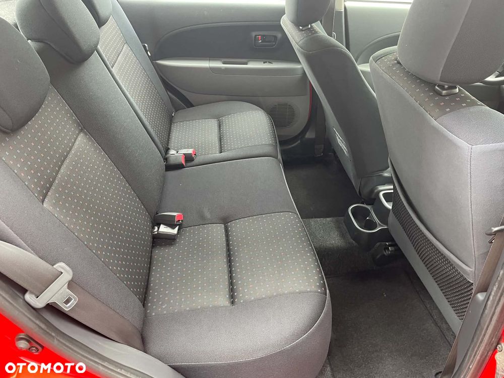 Daihatsu Sirion 1.0 - 24