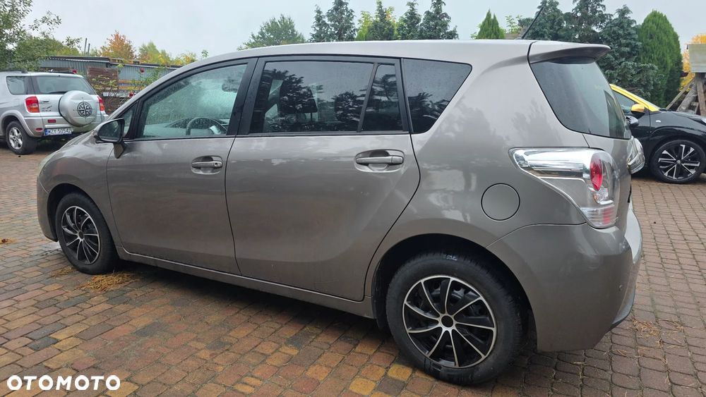 Toyota Verso 1.6 D-4D 7-Sitzer Start/Stop Comfort - 16