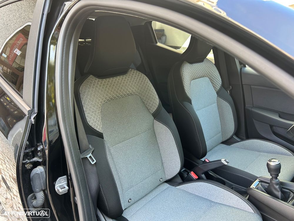 Renault Clio 1.0 TCe Evolution - 17