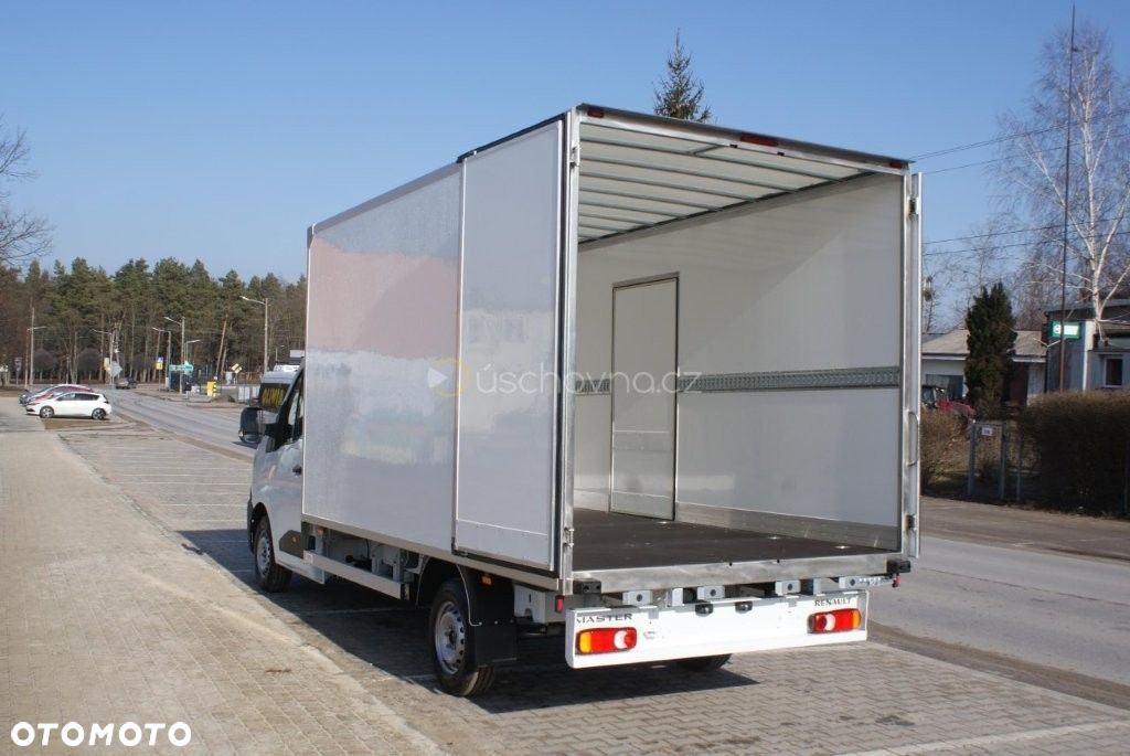 Renault master - 18