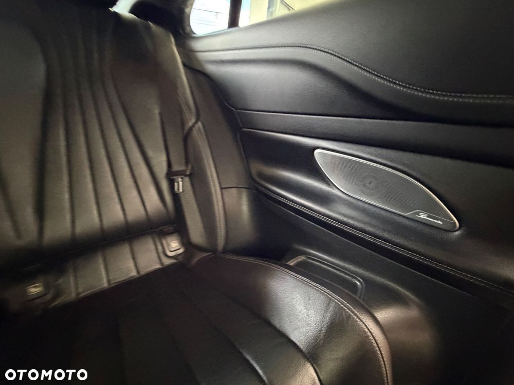 Mercedes-Benz Klasa E 220 d 9G-TRONIC - 19