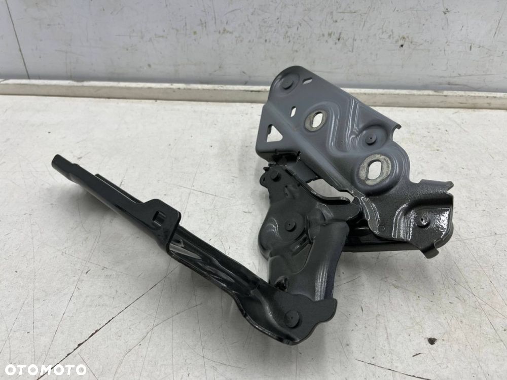 Zawias maski Porsche Macan II 95c 24r.- LEWY zawias pokrywy silnika lewy NIEUSZKODZONY 95c823301 - 3