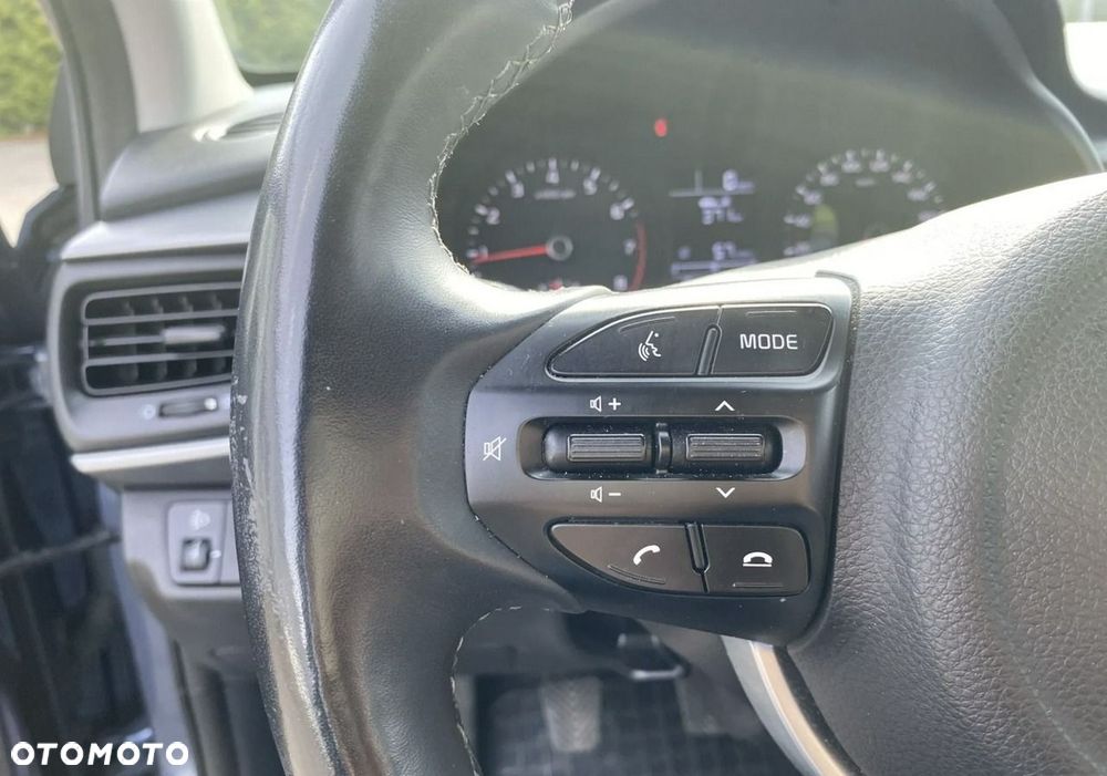 Kia Stonic - 18