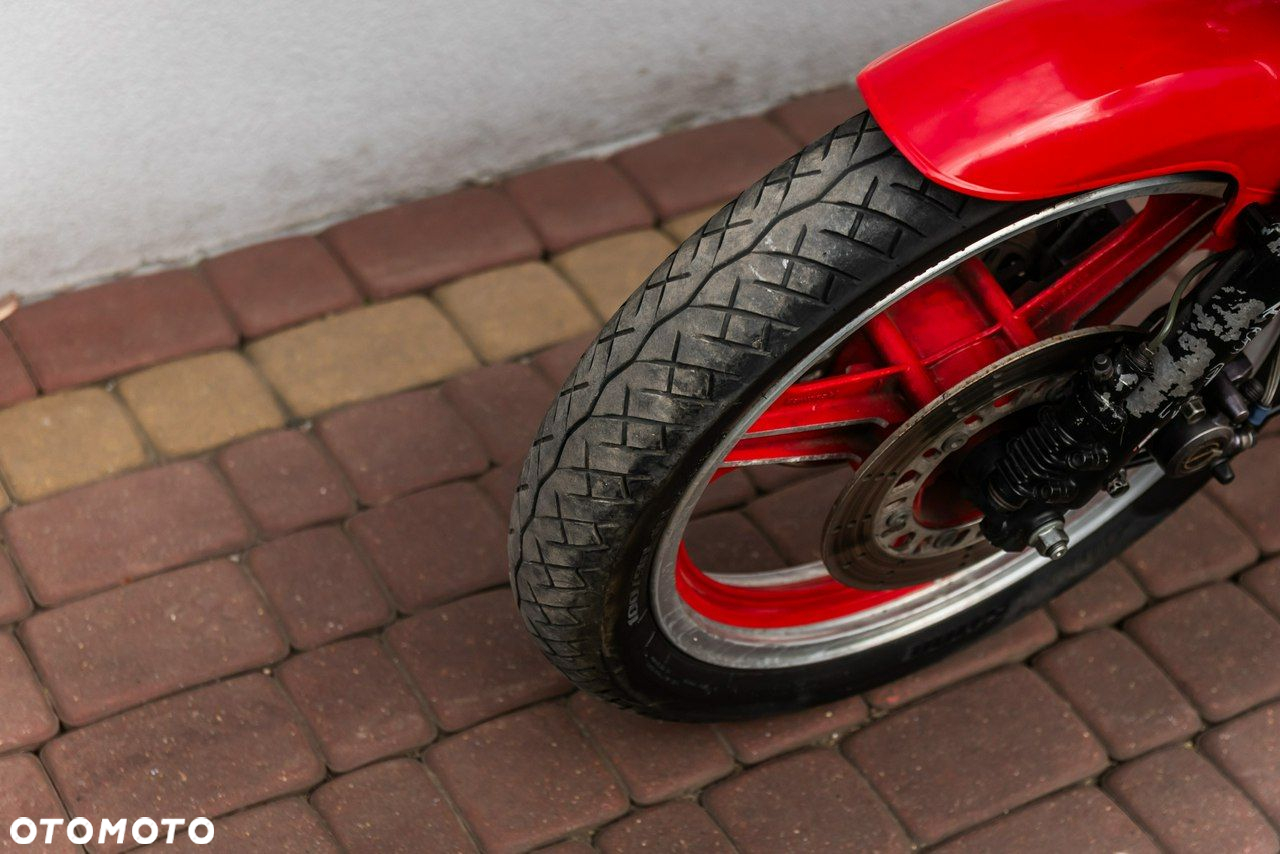 Kawasaki GPZ - 7