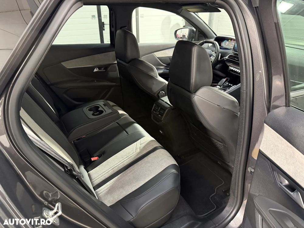 Peugeot 3008 225 e-EAT8 GT Pack - 4