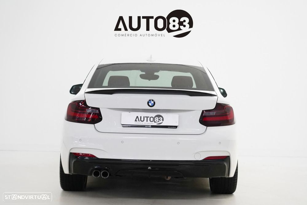 BMW 220 d Coupe Pack M - 4