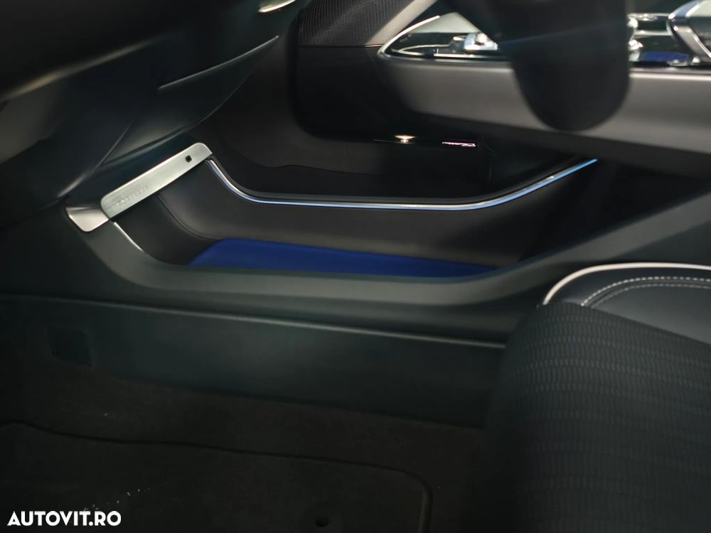 Cadillac Lyriq Sport - 22