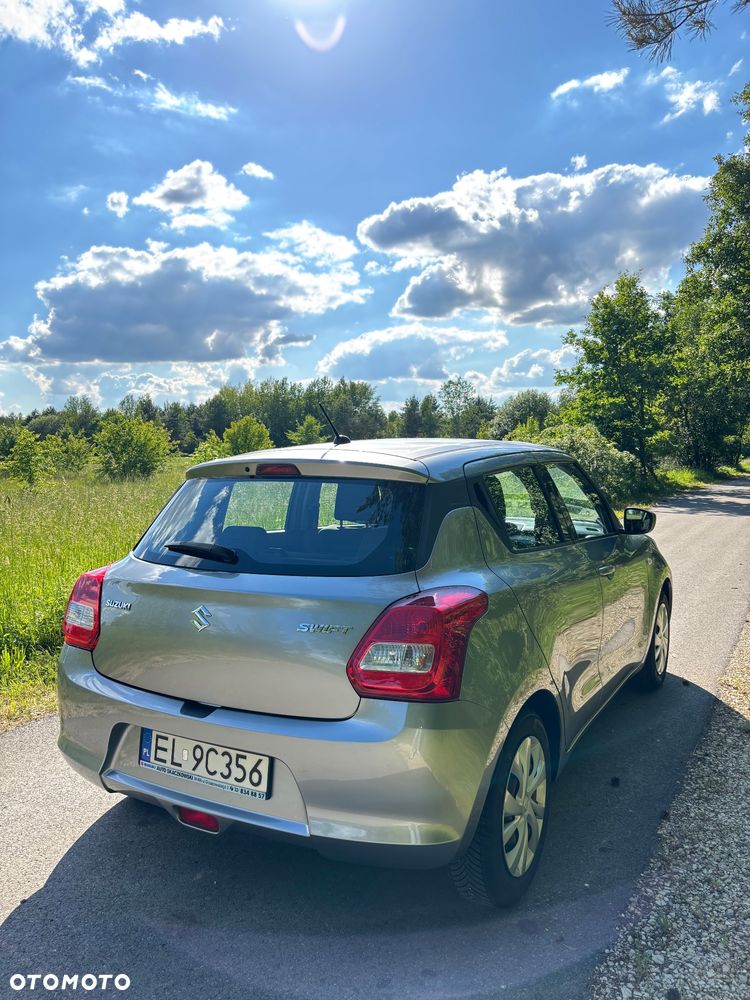 Suzuki Swift 1.2 Premium - 8