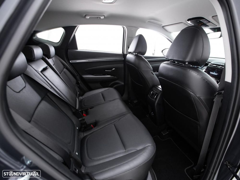 Hyundai Tucson 1.6 CRDi Vanguard DCT - 12