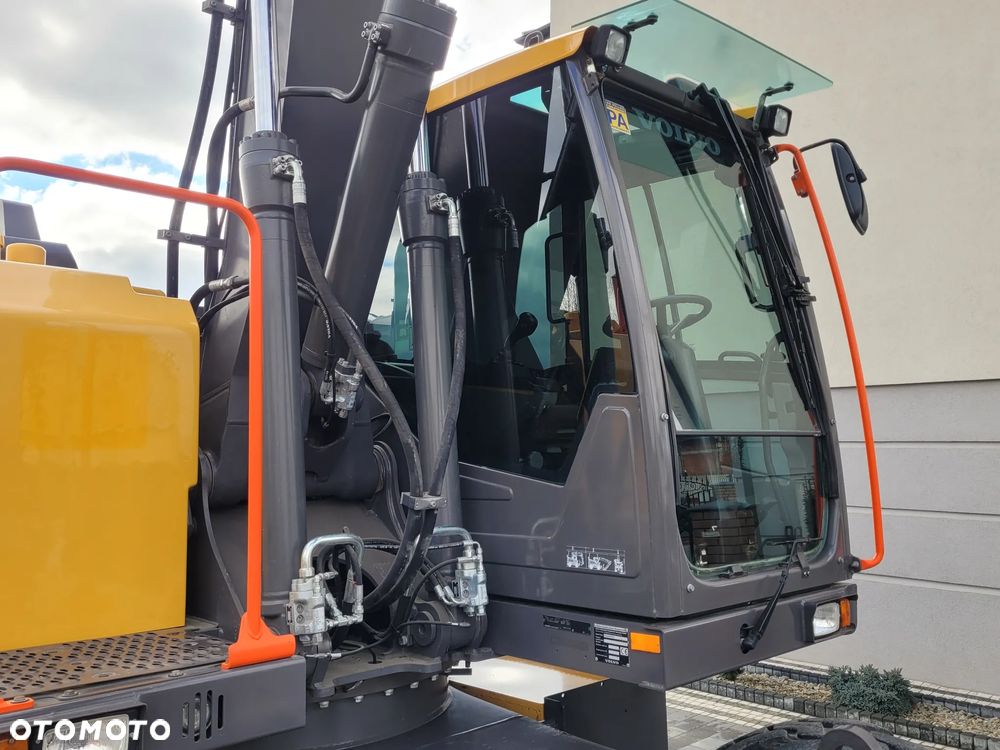 Volvo EWR150E / ROTOTILT ze szczypcami / pług i podpory / - 16