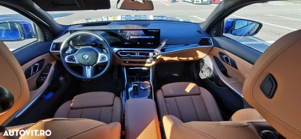 BMW Seria 3 330e Touring xDrive Aut. Sport Line - 13