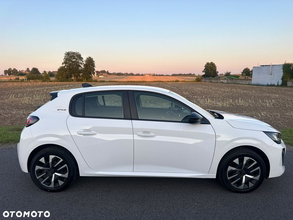Peugeot 208 Elektromotor 136 E-Style - 29