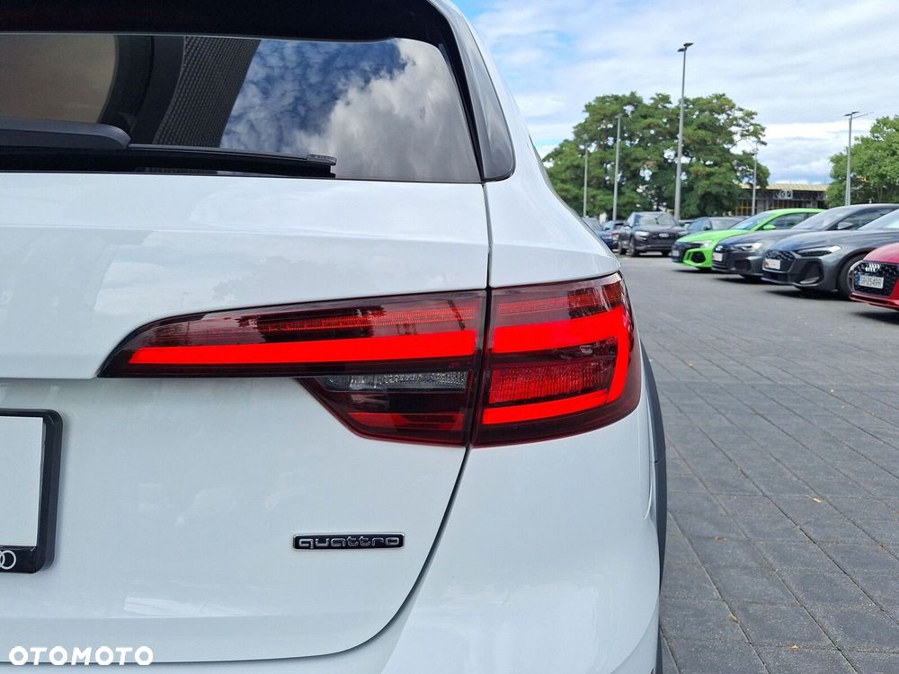 Audi A4 Allroad - 30