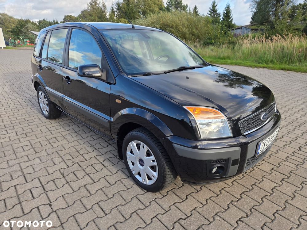 Ford Fusion - 3