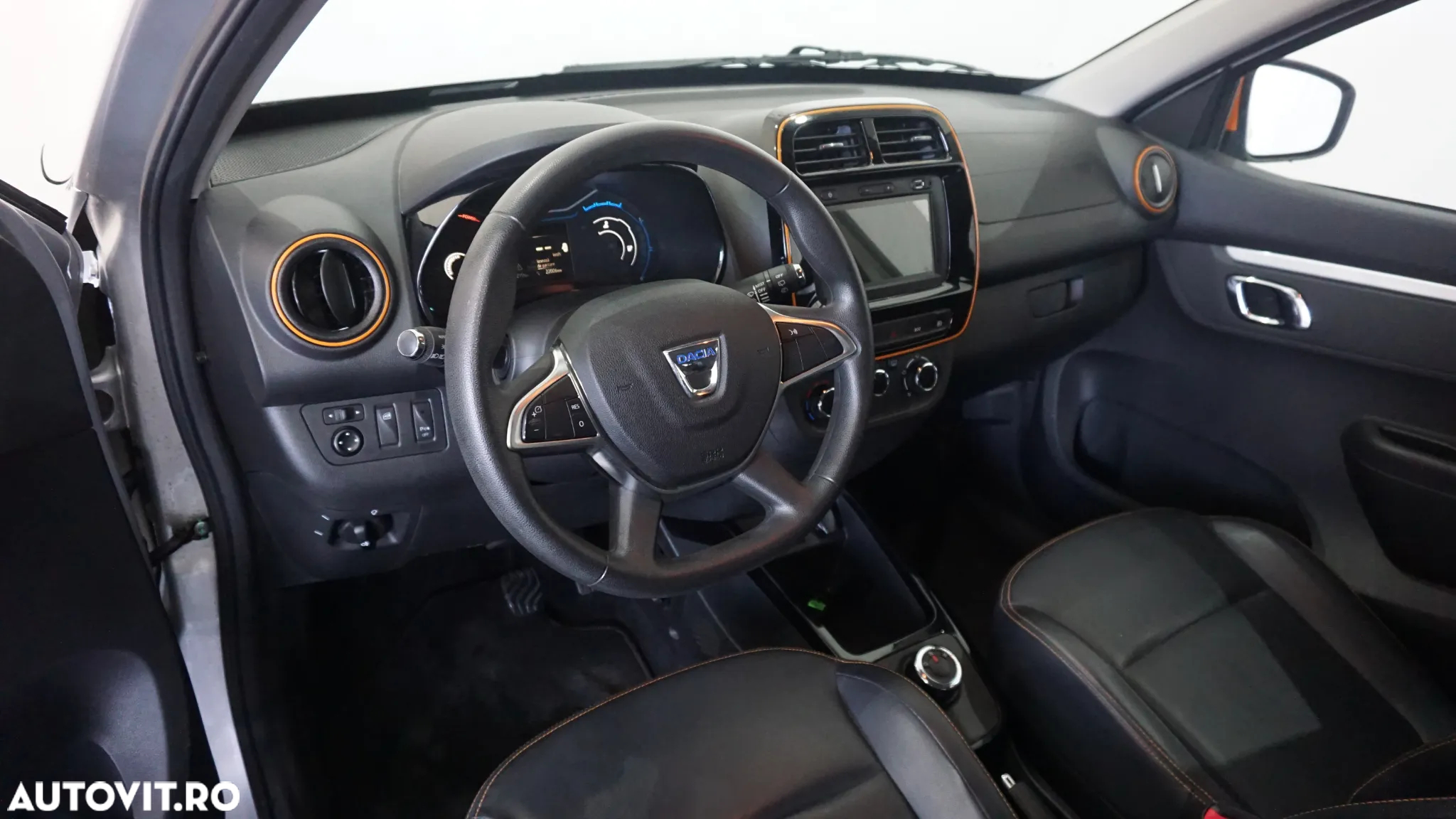 Dacia Spring Comfort Plus - 14