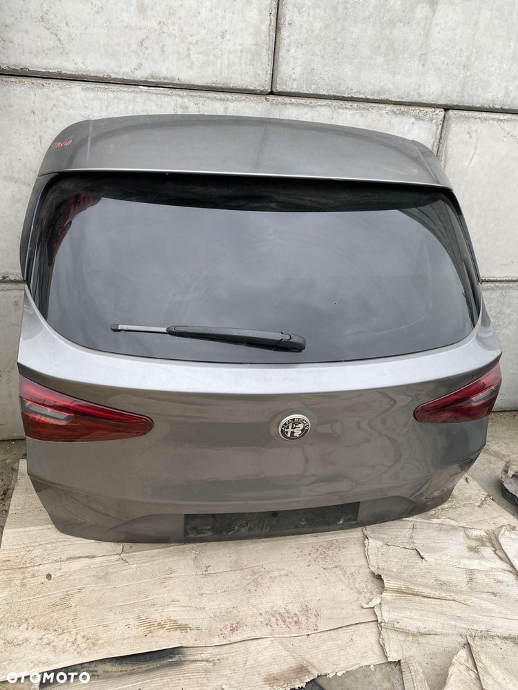 Alfa Romeo Stelvio klapa bagażnika - 2