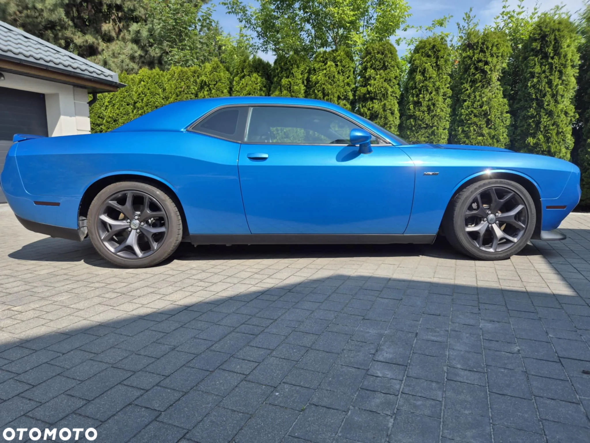 Dodge Challenger - 4
