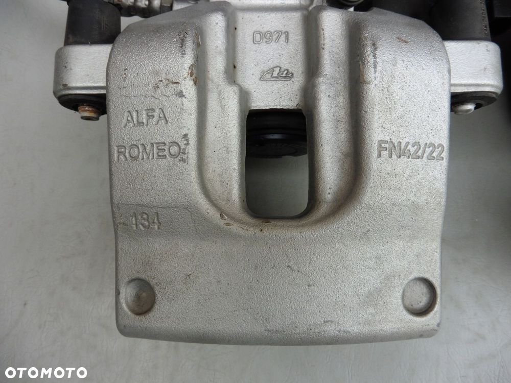 ZACISK HAMULCOWY LEWY TYŁ PRZEWÓD ALFA ROMEO GIULIA FN42/22 - 3