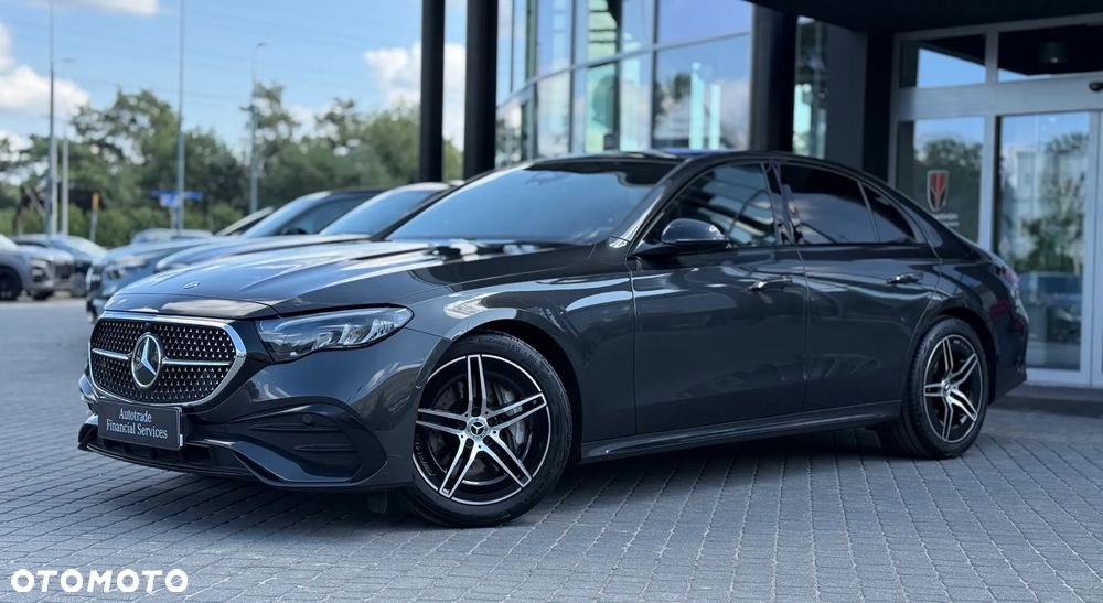 Mercedes-Benz E-Class 2025 photo 3