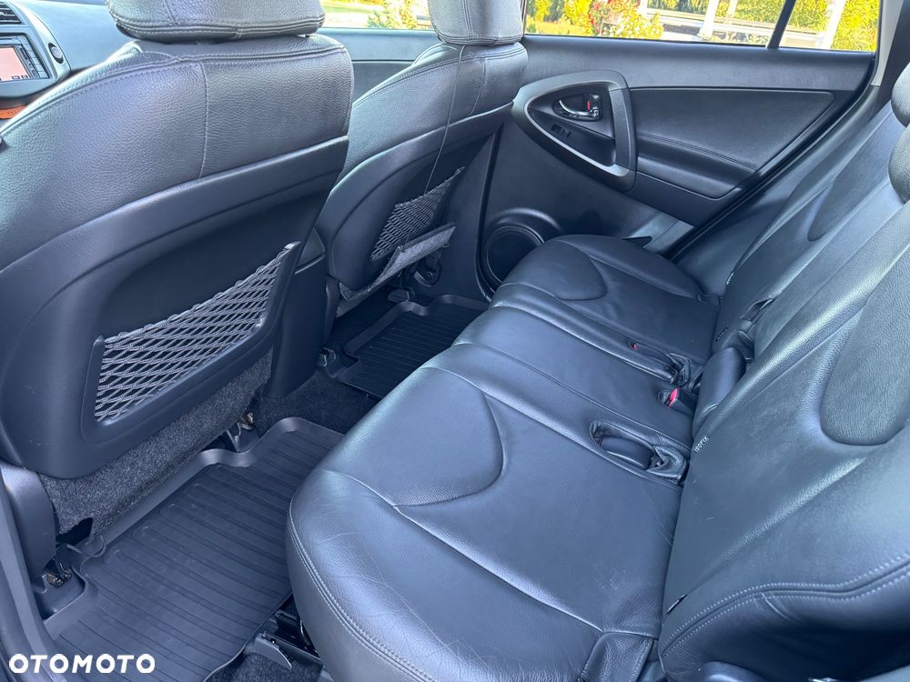 Toyota RAV4 2.0 4x2 Travel - 12