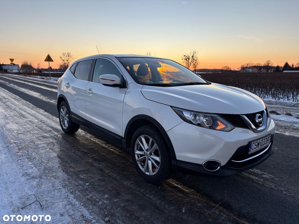 Nissan Qashqai 1.2 DIG-T Acenta EU6 - 1