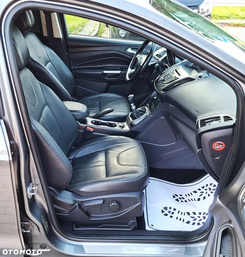 Ford Kuga 2.0 TDCi 4x4 Titanium - 25
