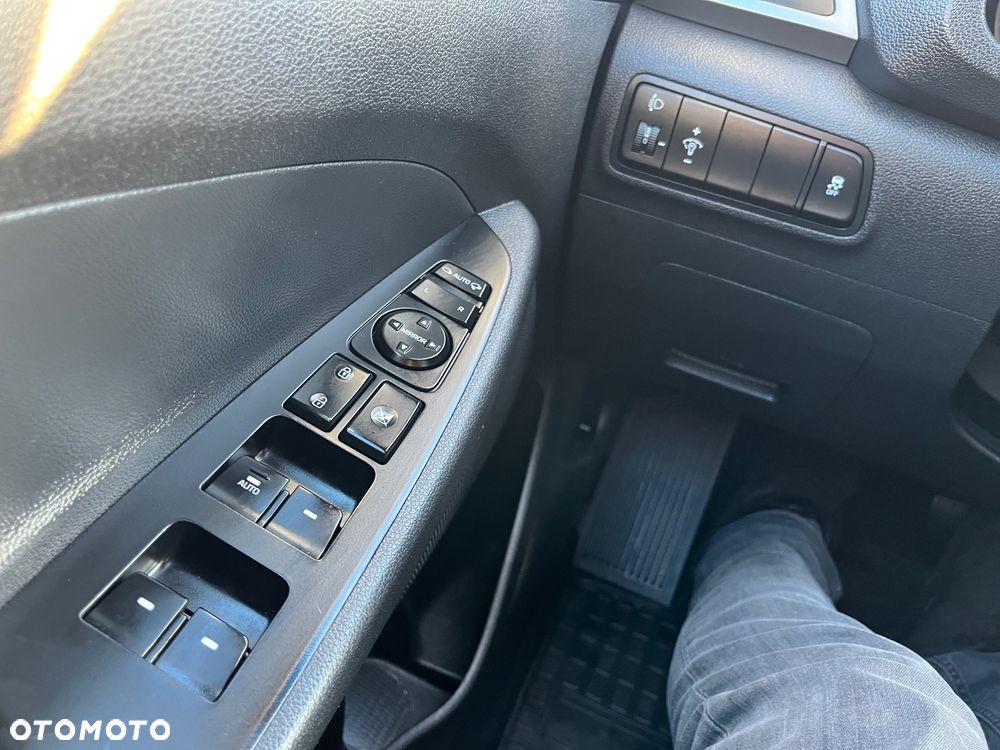 Hyundai Tucson 1.6 GDi 2WD Premium - 26