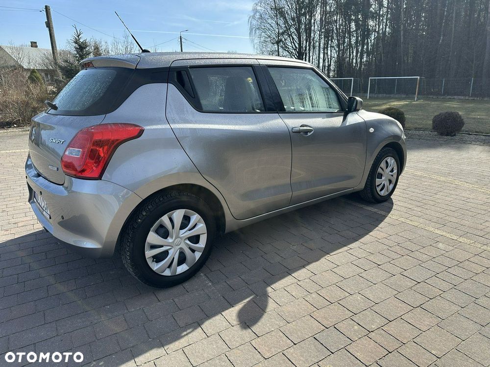 Suzuki Swift - 10
