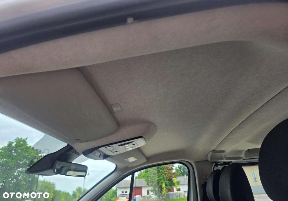 Renault Trafic - 11