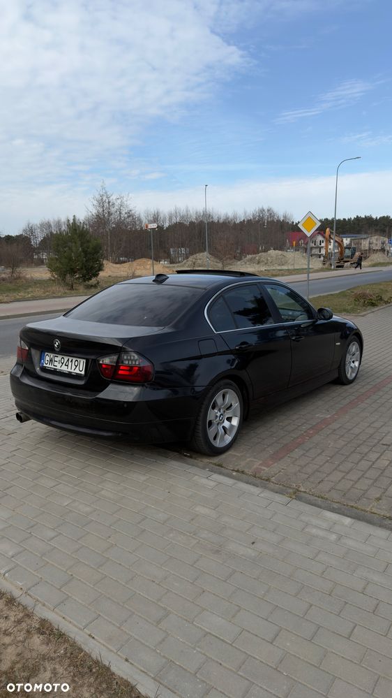 BMW Seria 3 325i - 8