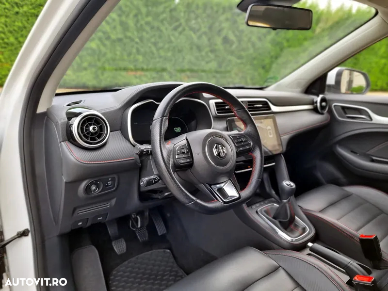 MG ZS ICE 1.5 VTI-tech Luxury - 10