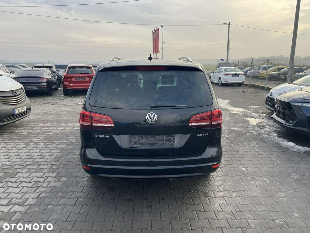 Volkswagen Sharan 2.0 TDI DSG Highline Black Style - 3
