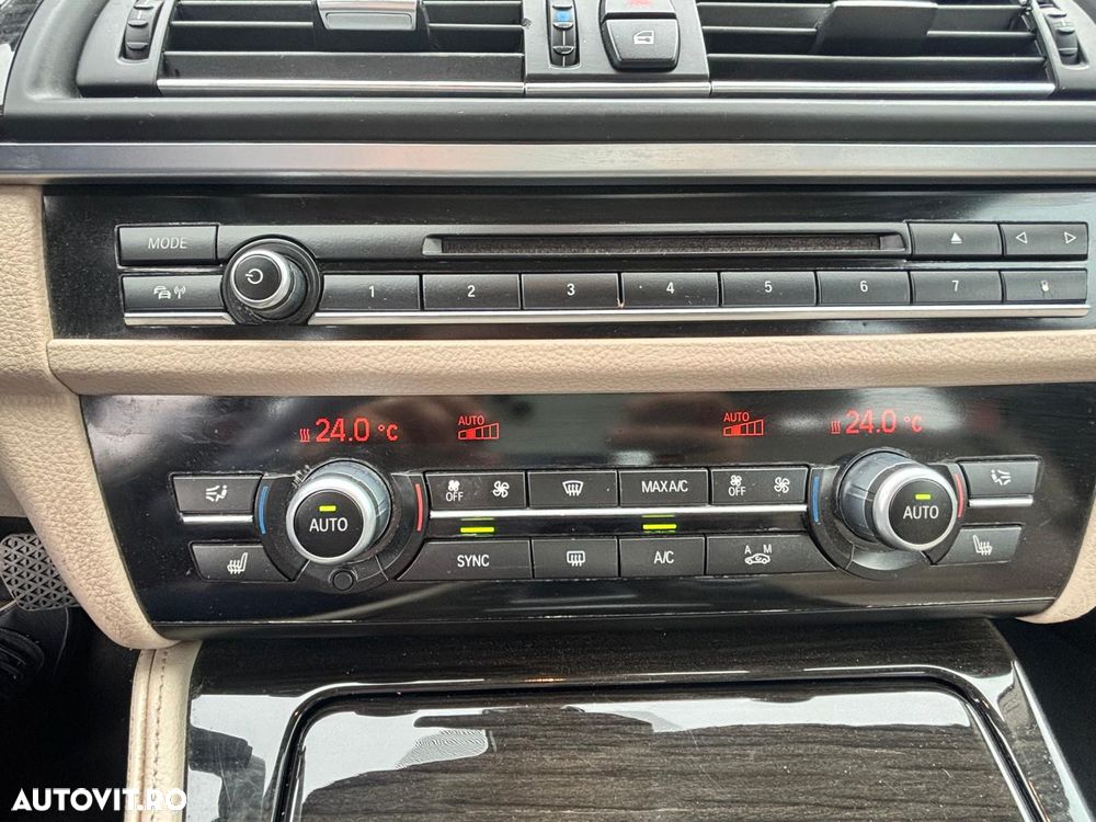 BMW Seria 5 530d xDrive AT - 19