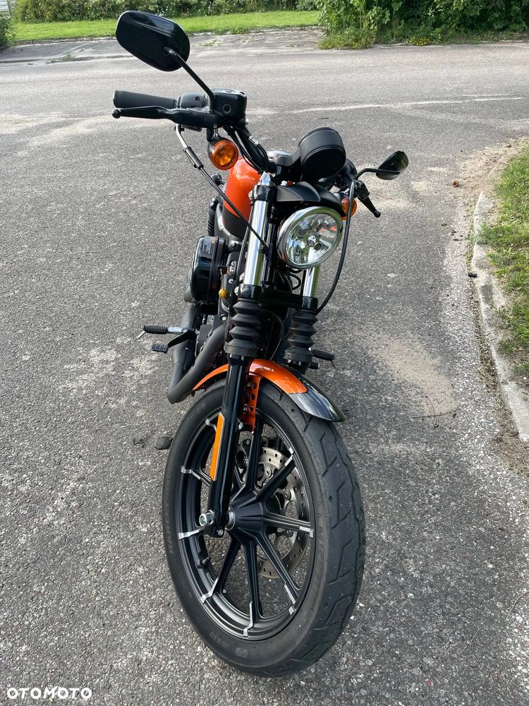 Harley-Davidson Sportster Iron 883 - 11